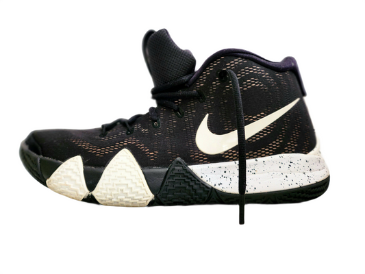 Nike Air Basketball Kyrie (BRAND NEW)– Size 11.5 US
